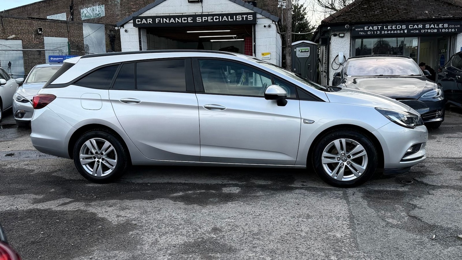 Used Vauxhall Astra 2018 for sale - 78074451: Photo 2