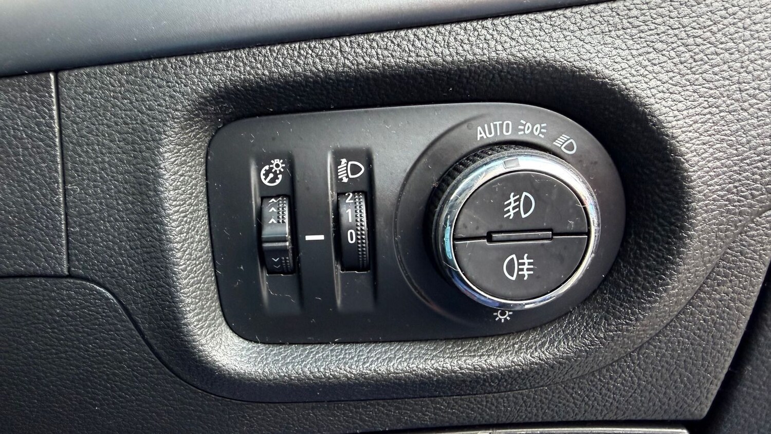 Used Vauxhall Astra 2018 for sale - 78074451: Photo 26