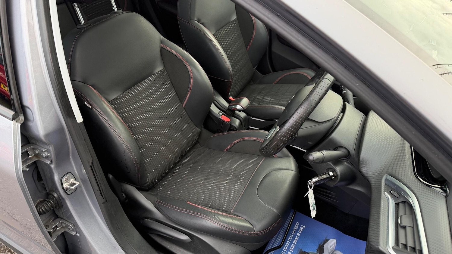 Used Peugeot 2008 2017 for sale - 76474779: Photo 15