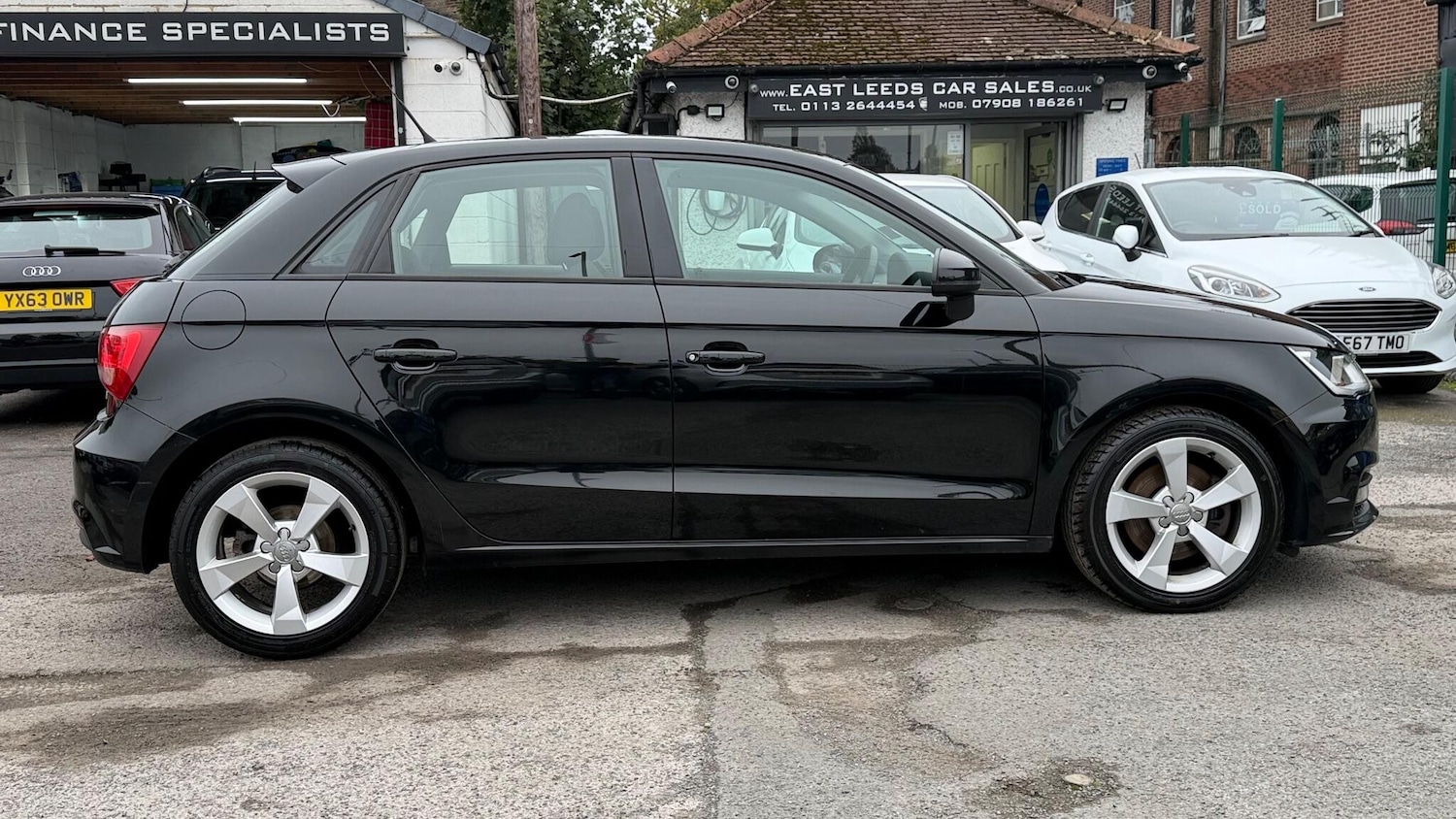 Used Audi A1 2017 for sale - 76271847: Photo 2