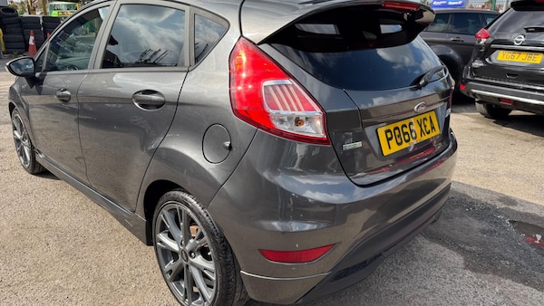 Used Ford Fiesta 2016 for sale - 75522307: Photo 37