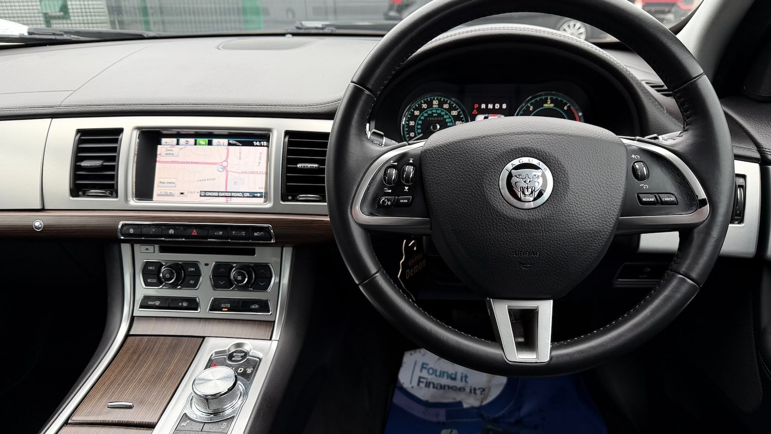 Used Jaguar XF 2013 for sale - 77256577: Photo 10