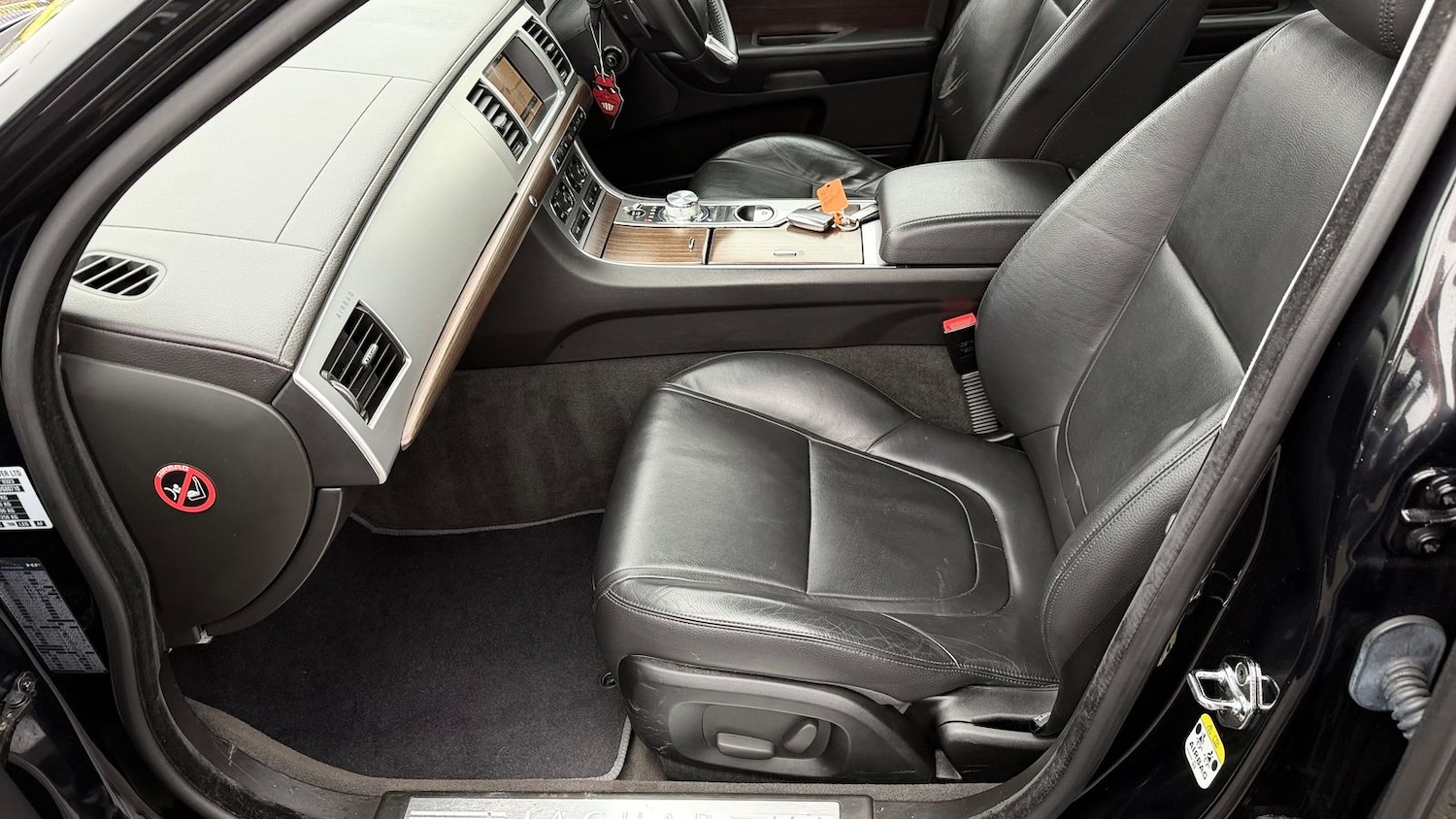 Used Jaguar XF 2013 for sale - 77256577: Photo 17