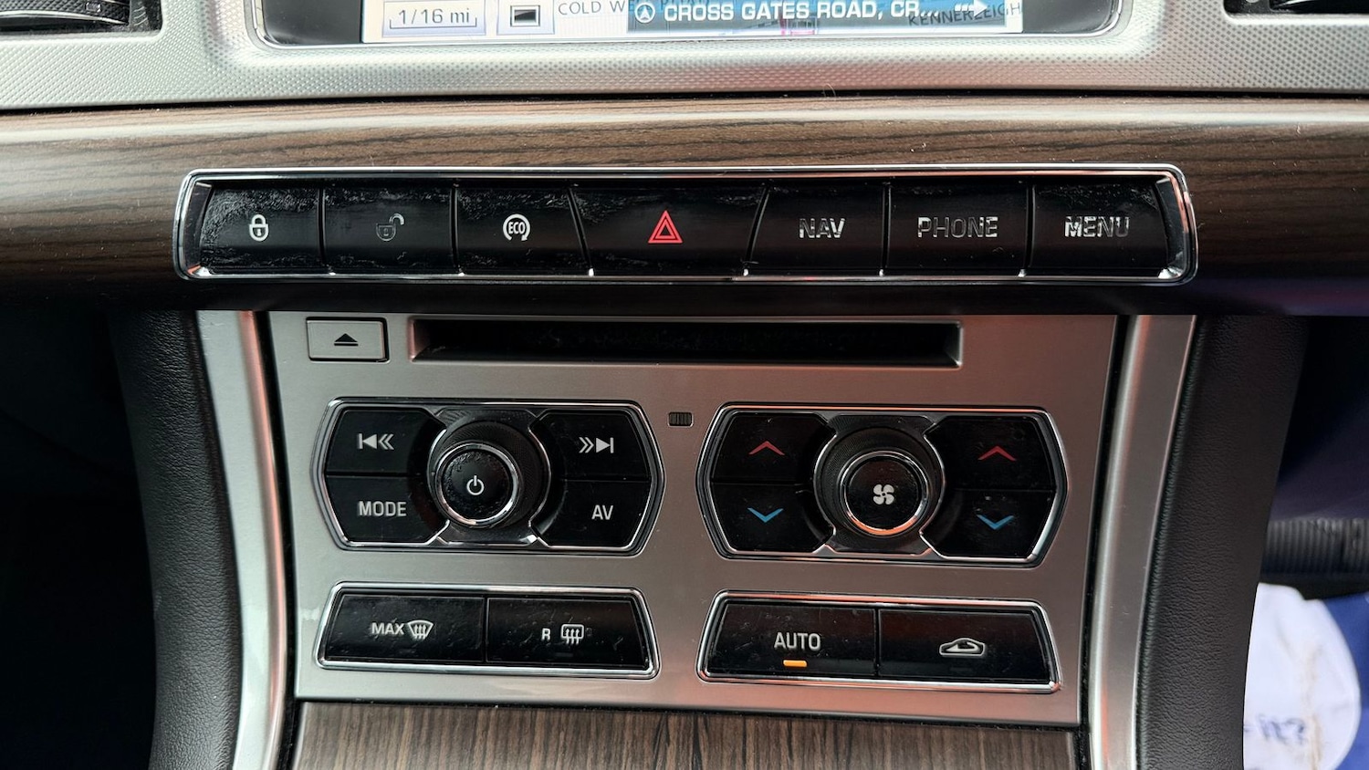 Used Jaguar XF 2013 for sale - 77256577: Photo 22