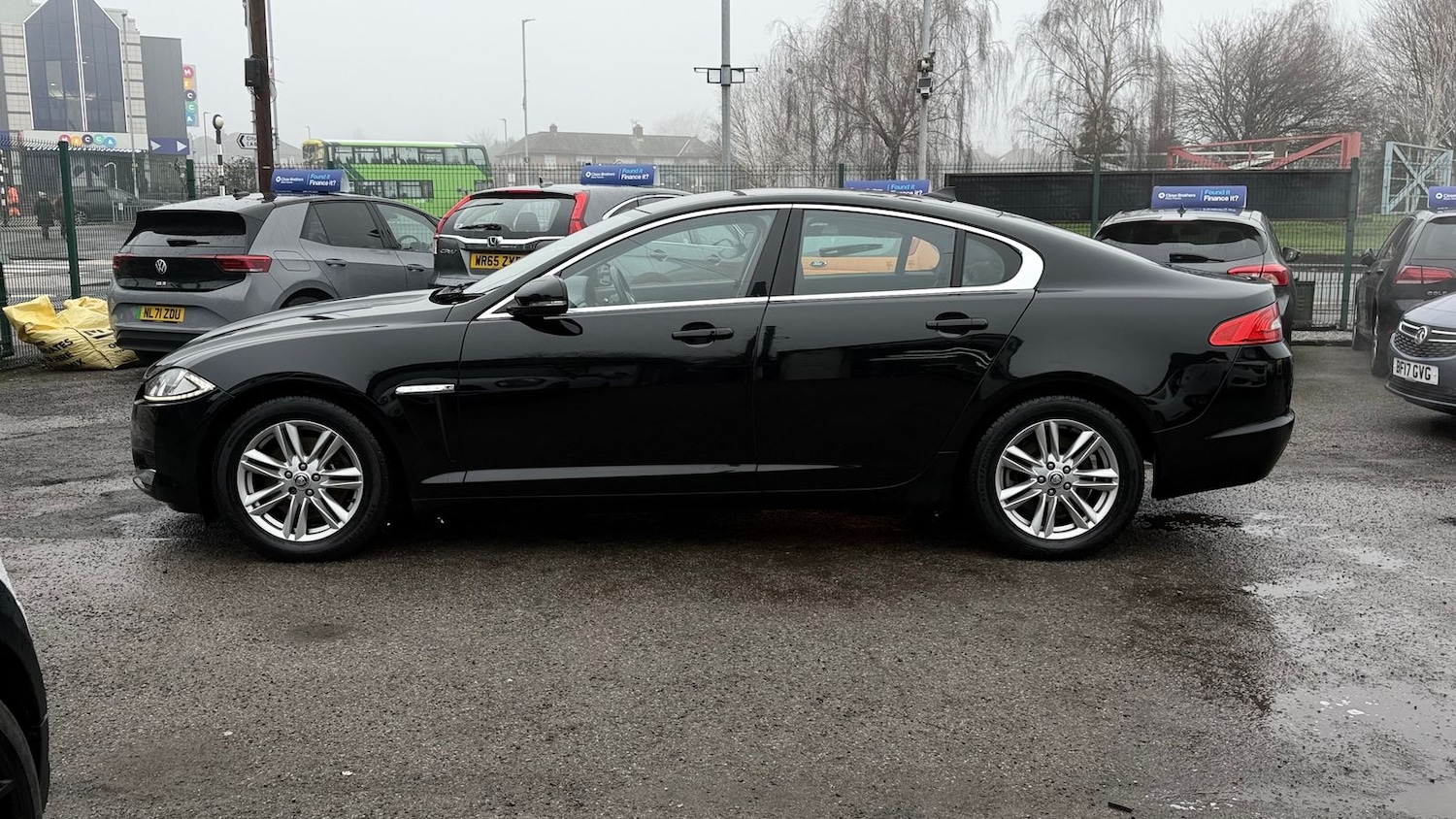 Used Jaguar XF 2013 for sale - 77256577: Photo 6