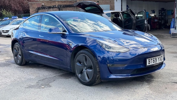 Used Tesla Model 3 2019 for sale - 76190894: Photo 1