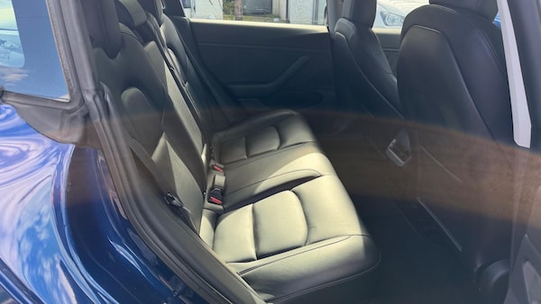 Used Tesla Model 3 2019 for sale - 76190894: Photo 21