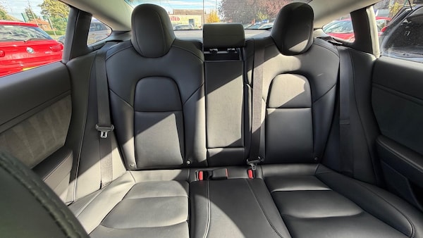 Used Tesla Model 3 2019 for sale - 76190894: Photo 28