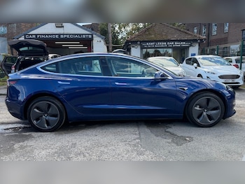 Used Tesla Model 3 2019 for sale - 76190894: Photo