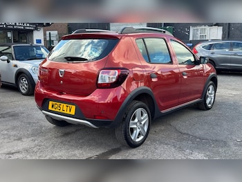 Used Dacia Sandero Stepway 2015 for sale - 76044238: Photo