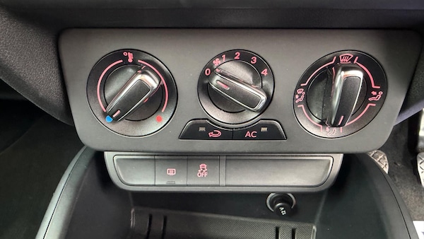 Used Audi A1 2013 for sale - 76271846: Photo 24