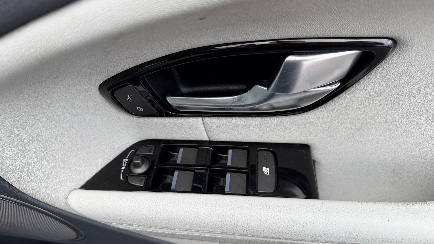 Used Land Rover Range Rover Evoque 2016 for sale - 76338665: Photo 29