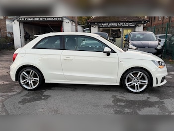 Used Audi A1 2011 for sale - 76410446: Photo