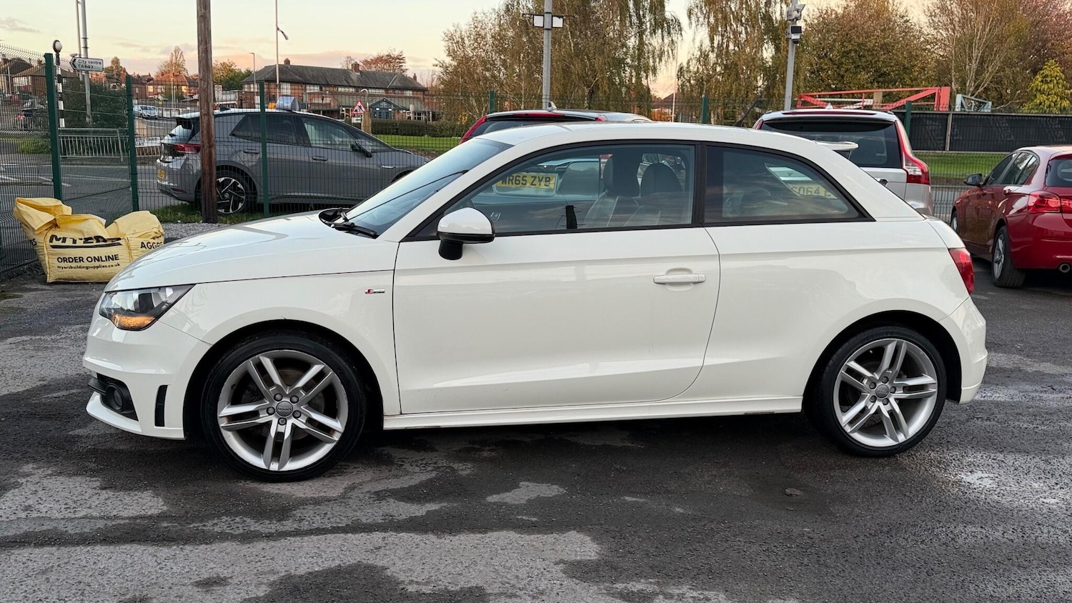 Used Audi A1 2011 for sale - 76410446: Photo 6
