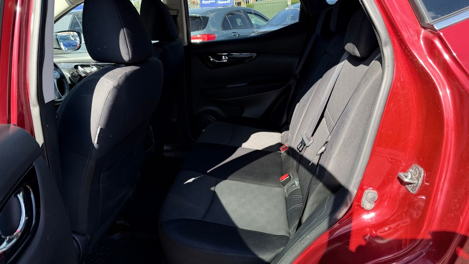 Used Nissan Qashqai 2015 for sale - 78117930: Photo 19