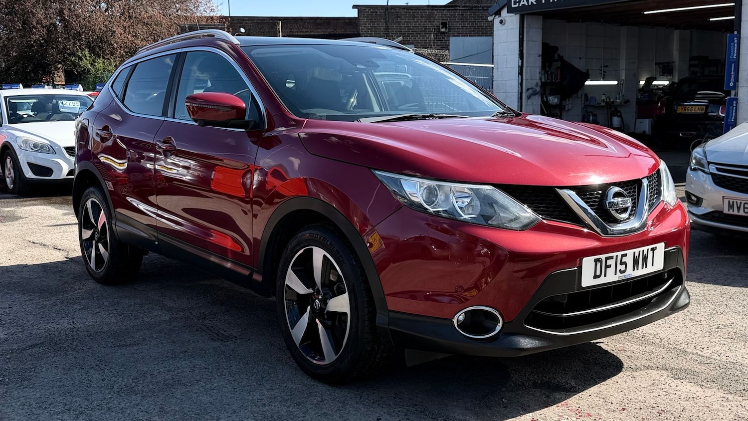 Used Nissan Qashqai 2015 for sale - 78117930: Photo 2