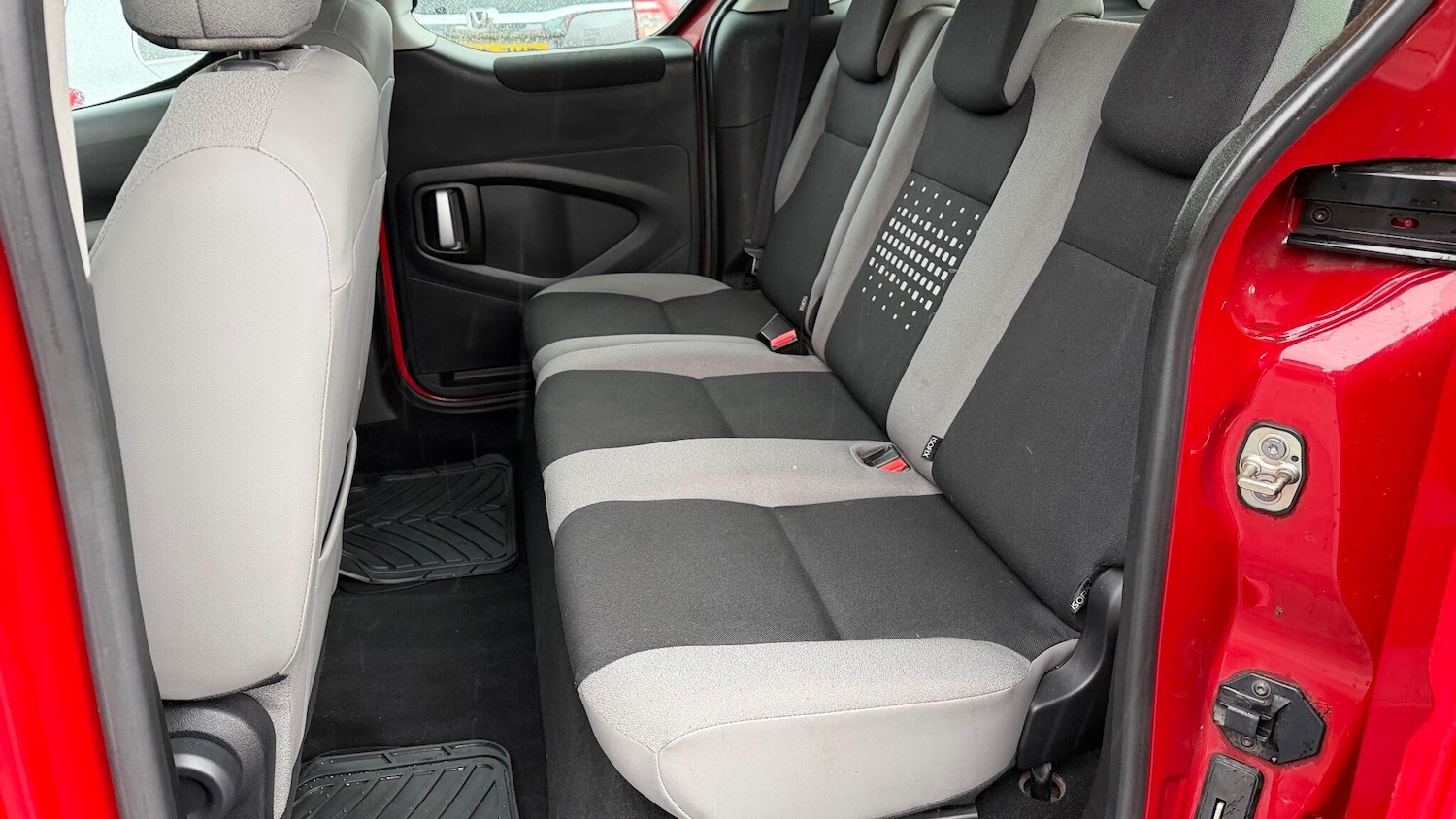 Used Citroen Berlingo 2015 for sale - 76327979: Photo 20