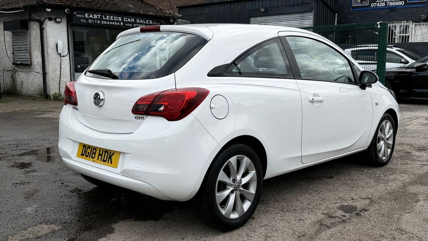 Used Vauxhall Corsa 2018 for sale - 78088740: Photo 3