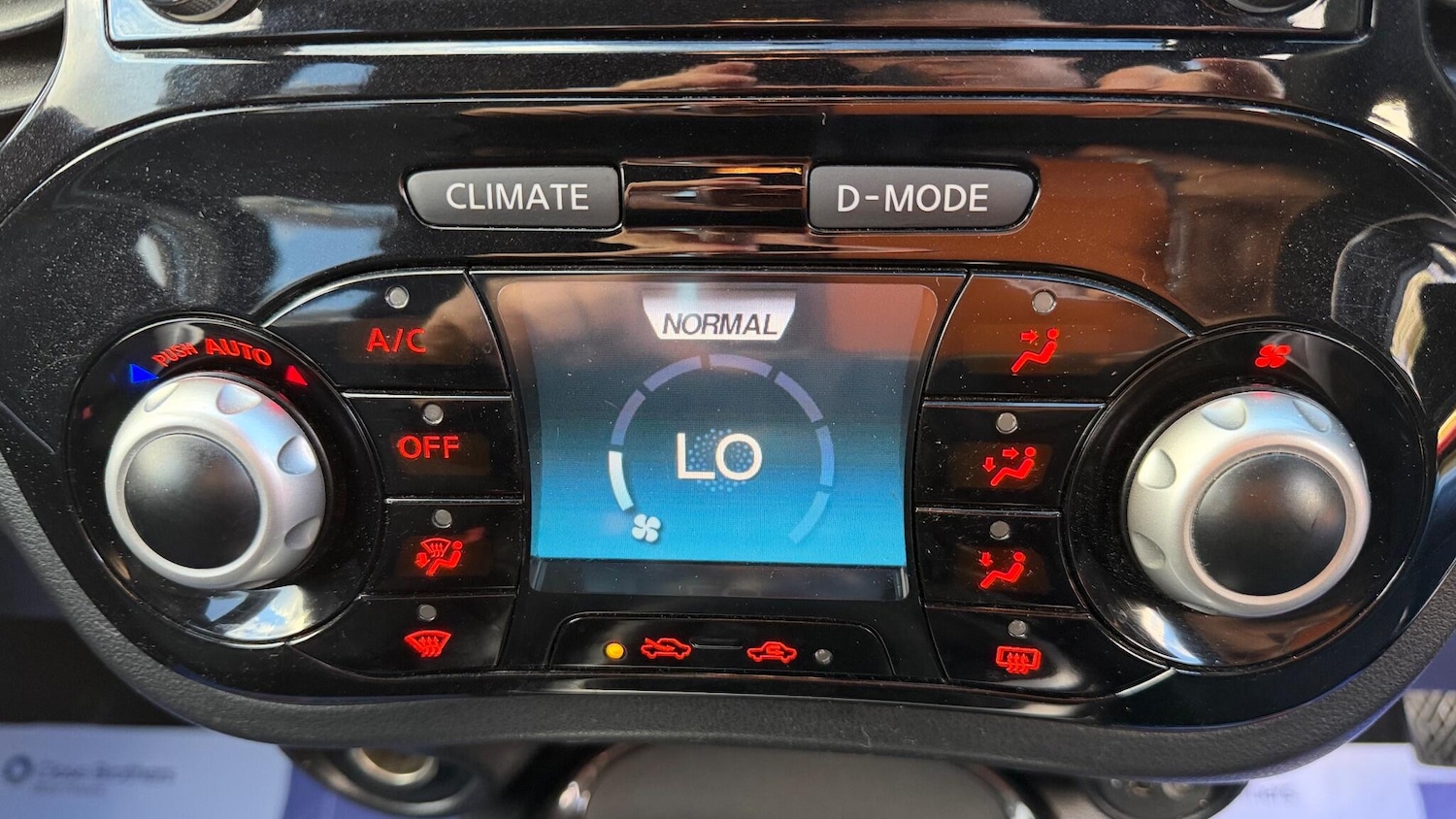 Used Nissan Juke 2015 for sale - 76389997: Photo 24