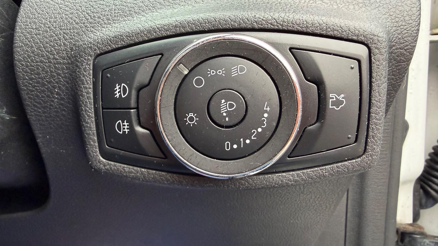 Used Ford Ka+ 2017 for sale - 77169448: Photo 27