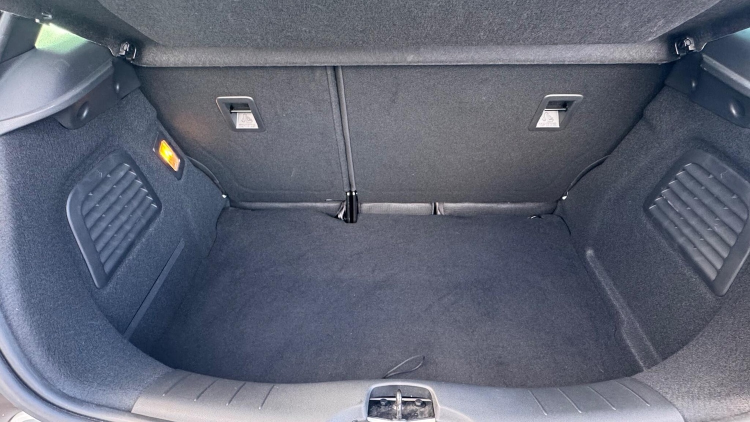 Used Citroen DS3 2012 for sale - 75993012: Photo 32