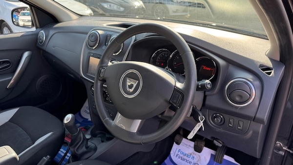 Used Dacia Sandero Stepway 2014 for sale - 75416875: Photo 14