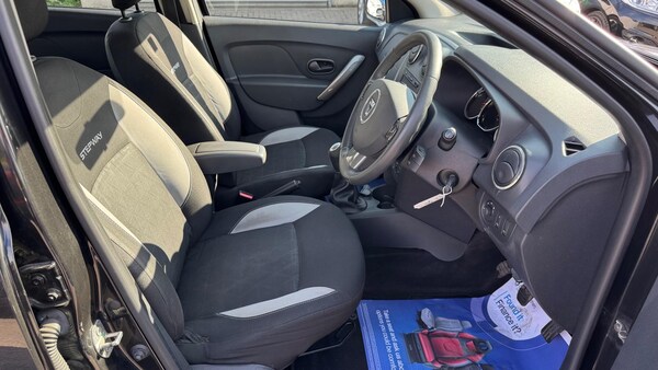 Used Dacia Sandero Stepway 2014 for sale - 75416875: Photo 15