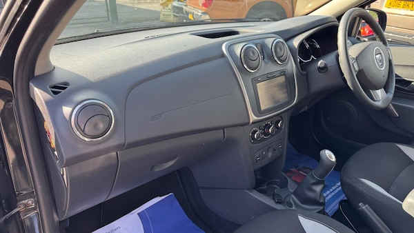 Used Dacia Sandero Stepway 2014 for sale - 75416875: Photo 17