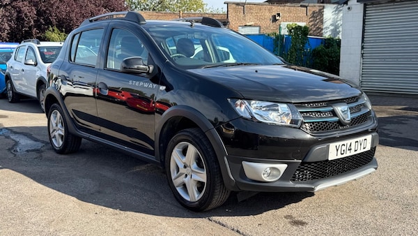 Used Dacia Sandero Stepway 2014 for sale - 75416875: Photo 1
