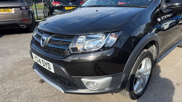 Used Dacia Sandero Stepway 2014 for sale - 75416875: Photo 32
