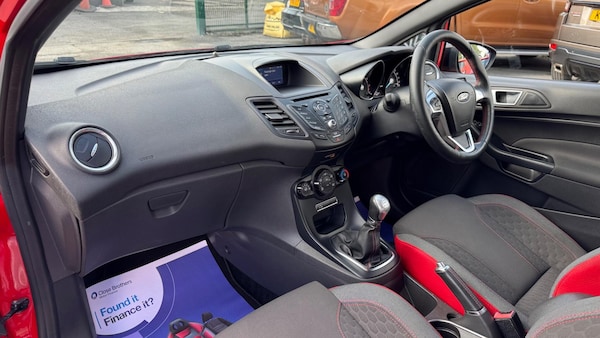 Used Ford Fiesta 2017 for sale - 75522309: Photo 17