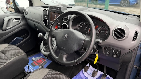 Used Peugeot Partner Tepee 2016 for sale - 76232887: Photo 12