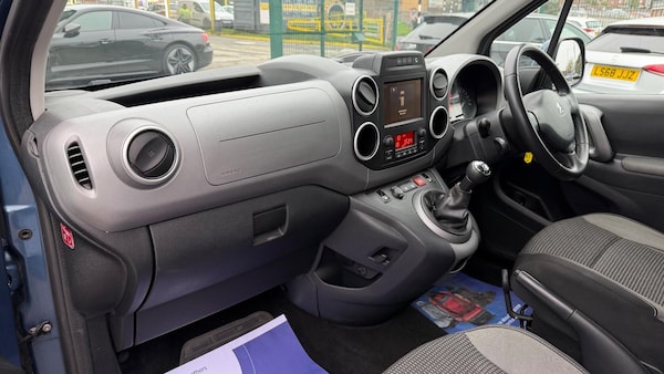 Used Peugeot Partner Tepee 2016 for sale - 76232887: Photo 15