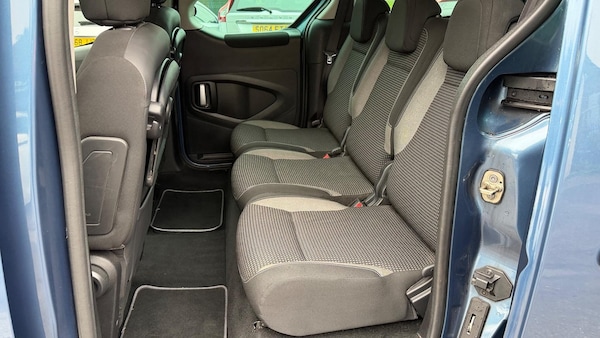 Used Peugeot Partner Tepee 2016 for sale - 76232887: Photo 18