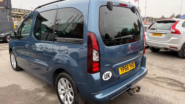 Used Peugeot Partner Tepee 2016 for sale - 76232887: Photo 36