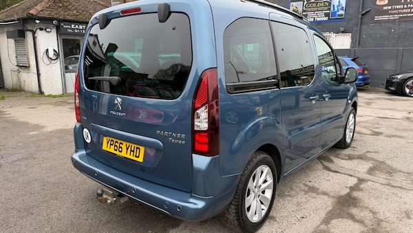 Used Peugeot Partner Tepee 2016 for sale - 76232887: Photo 37