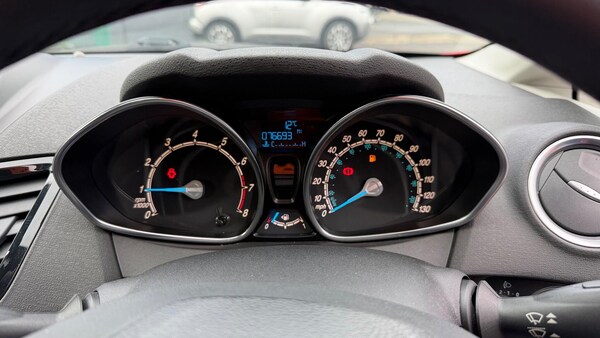 Used Ford Fiesta 2013 for sale - 76176225: Photo 12