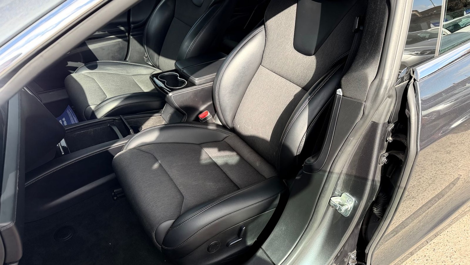 Used Tesla Model S 2017 for sale - 78088725: Photo 19