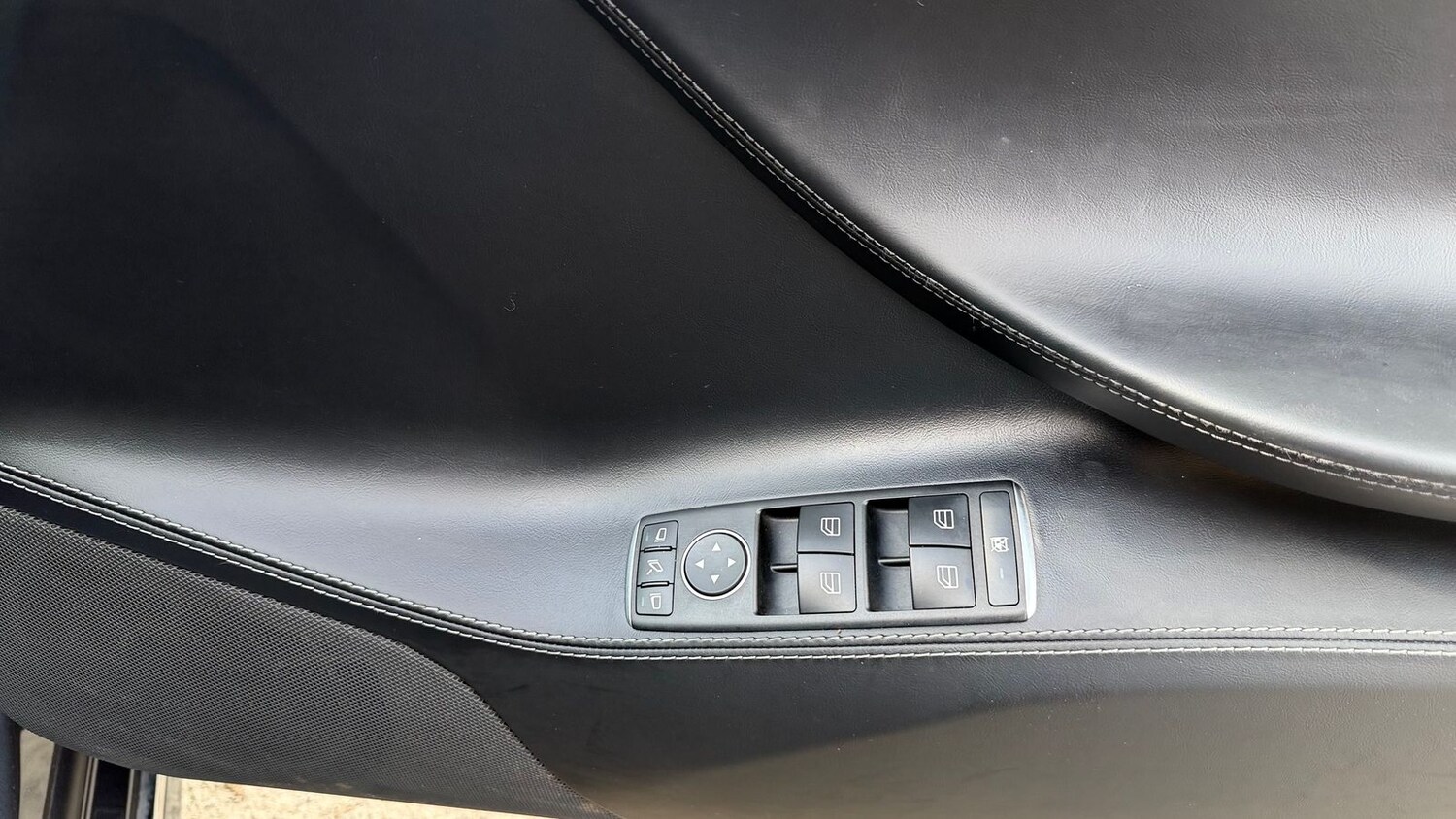 Used Tesla Model S 2017 for sale - 78088725: Photo 30