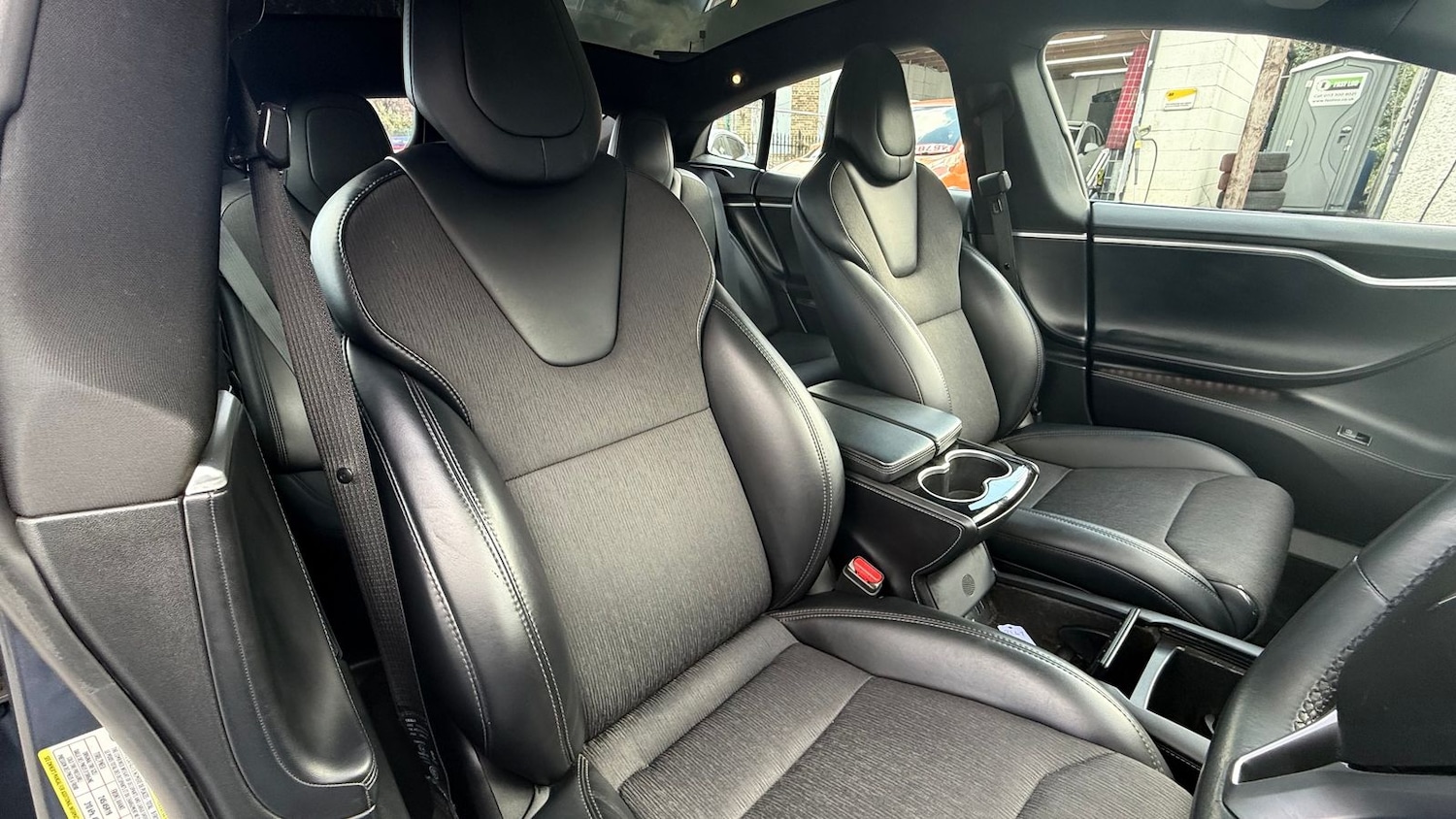 Used Tesla Model S 2017 for sale - 78088725: Photo 34