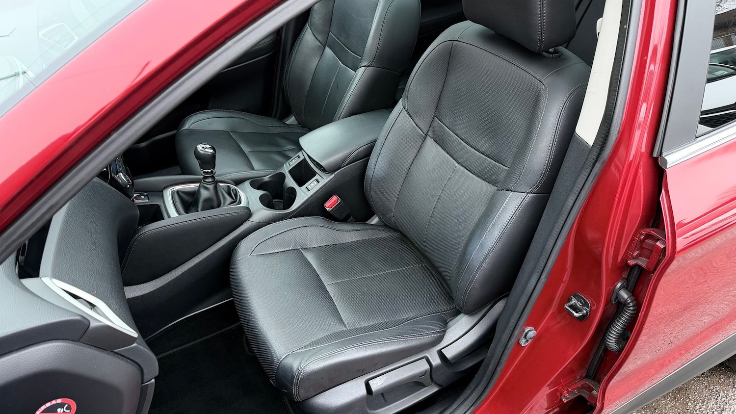 Used Nissan Qashqai 2015 for sale - 77360680: Photo 18