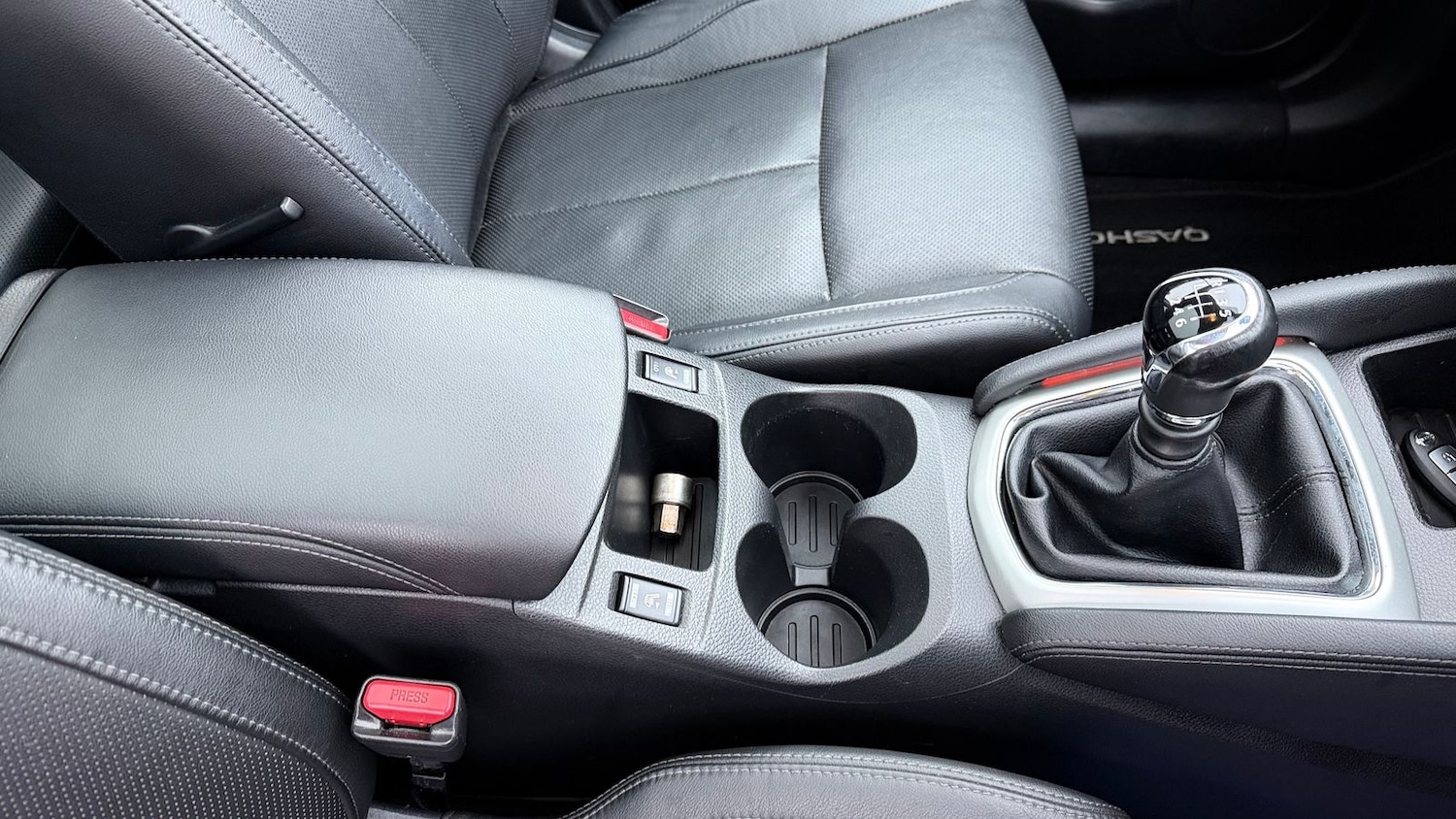 Used Nissan Qashqai 2015 for sale - 77360680: Photo 31