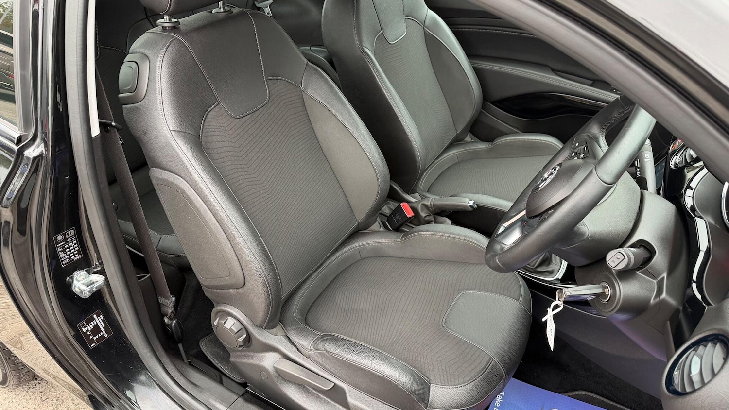 Used Vauxhall ADAM 2018 for sale - 76203676: Photo 15