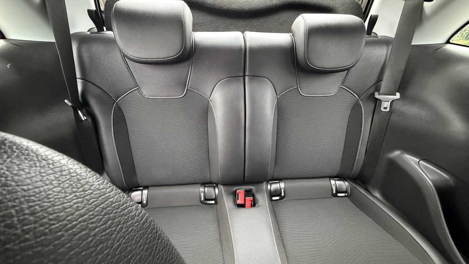 Used Vauxhall ADAM 2018 for sale - 76203676: Photo 32