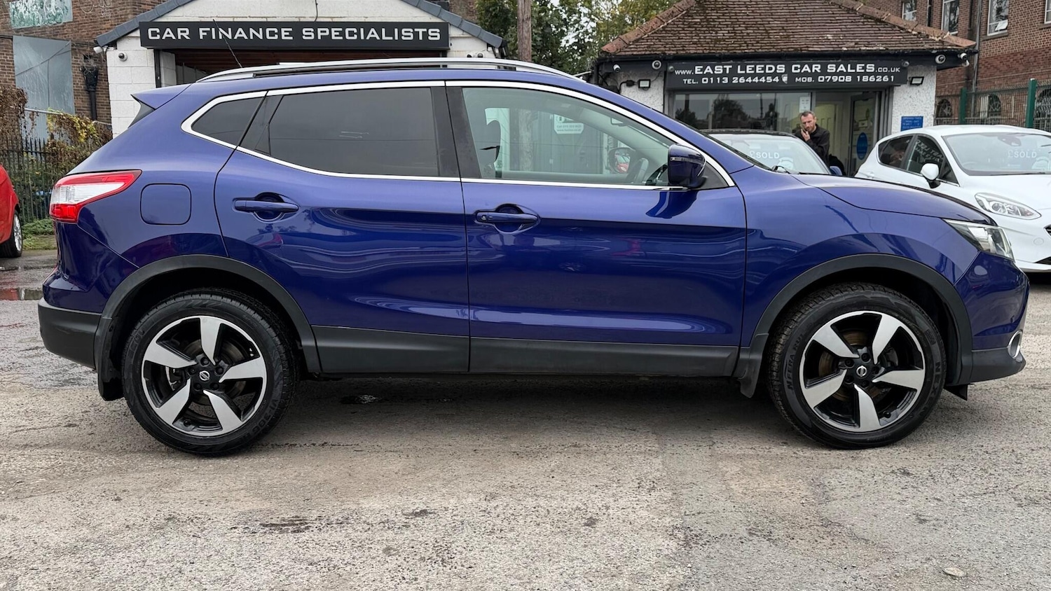 Used Nissan Qashqai 2017 for sale - 76310074: Photo 2