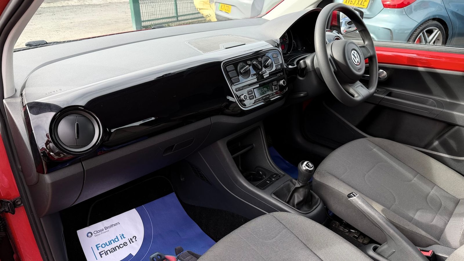 Used Volkswagen up! 2015 for sale - 78036913: Photo 16