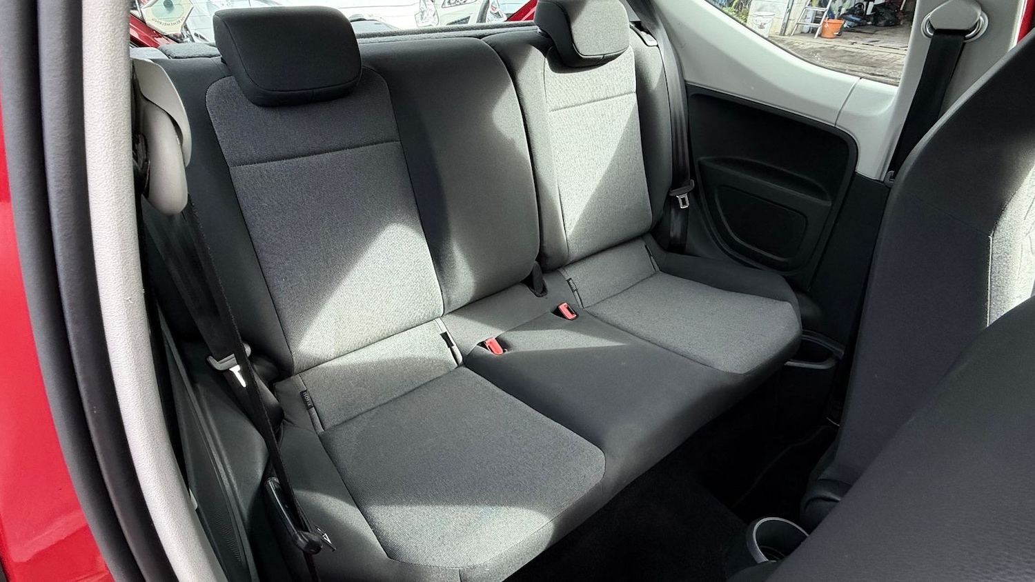 Used Volkswagen up! 2015 for sale - 78036913: Photo 20