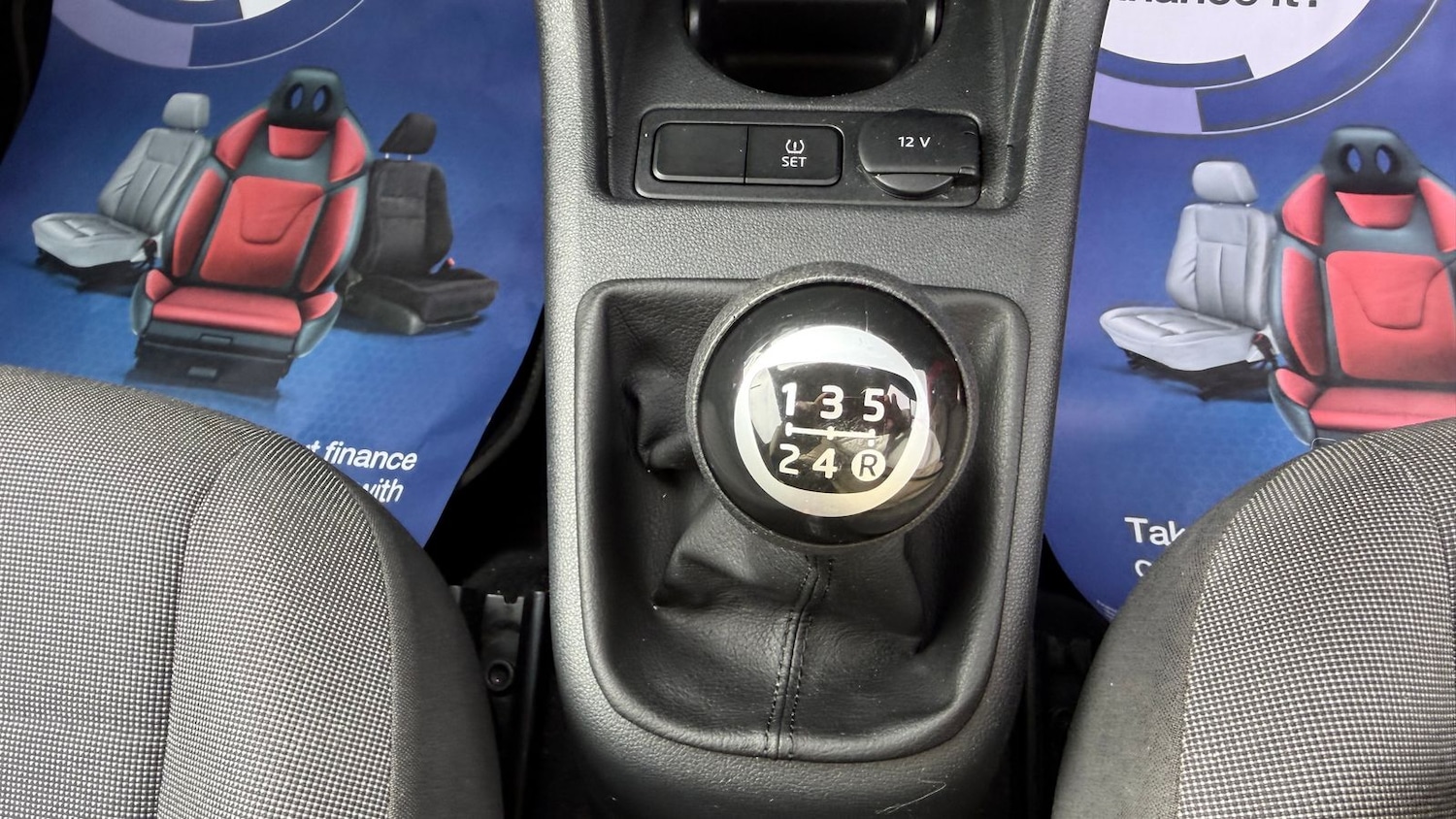 Used Volkswagen up! 2015 for sale - 78036913: Photo 23