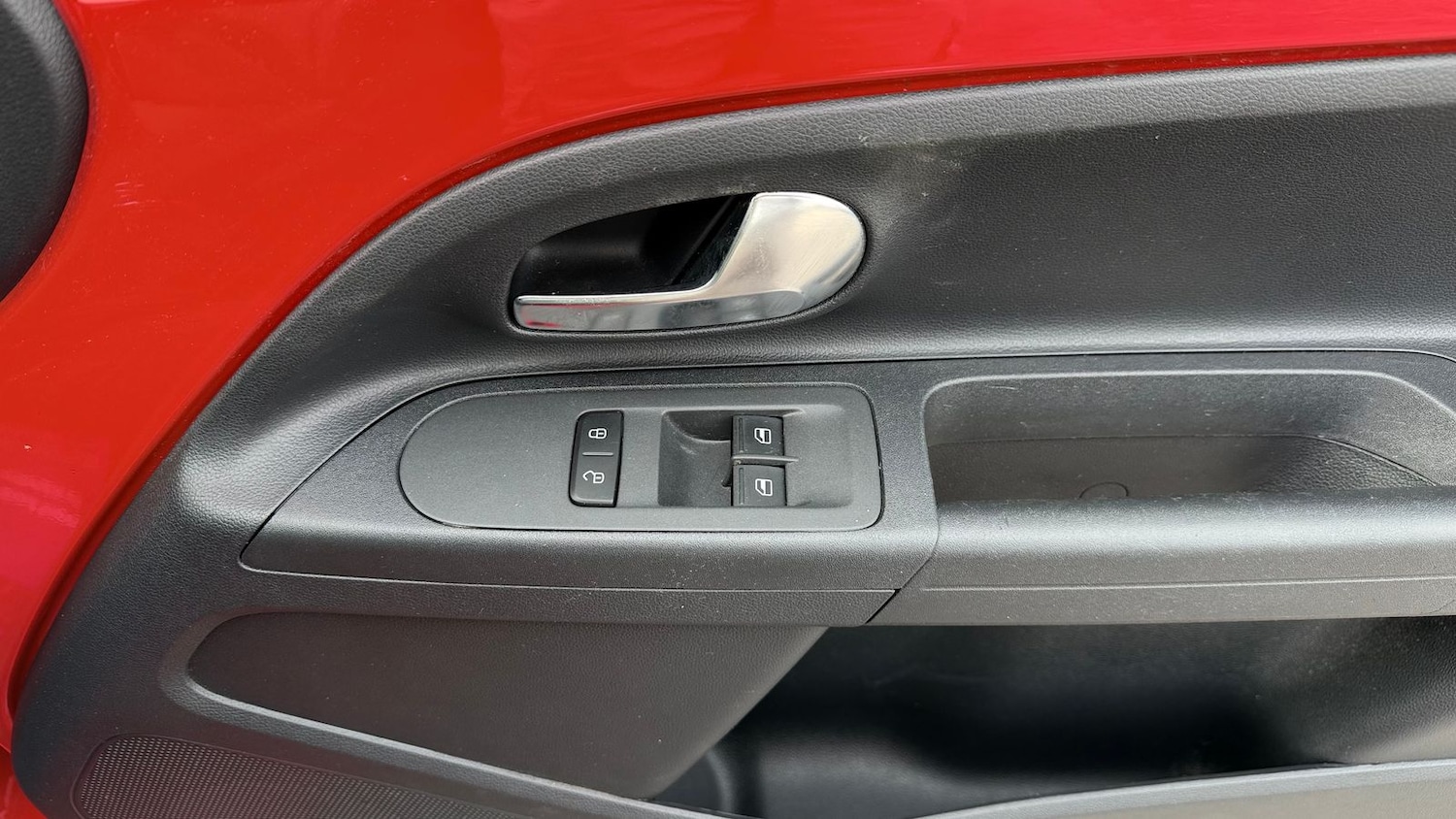 Used Volkswagen up! 2015 for sale - 78036913: Photo 26