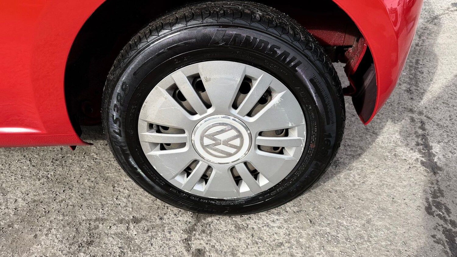 Used Volkswagen up! 2015 for sale - 78036913: Photo 41